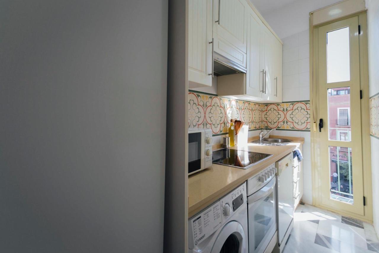 San Julian Apartment เซบีญา ภายนอก รูปภาพ