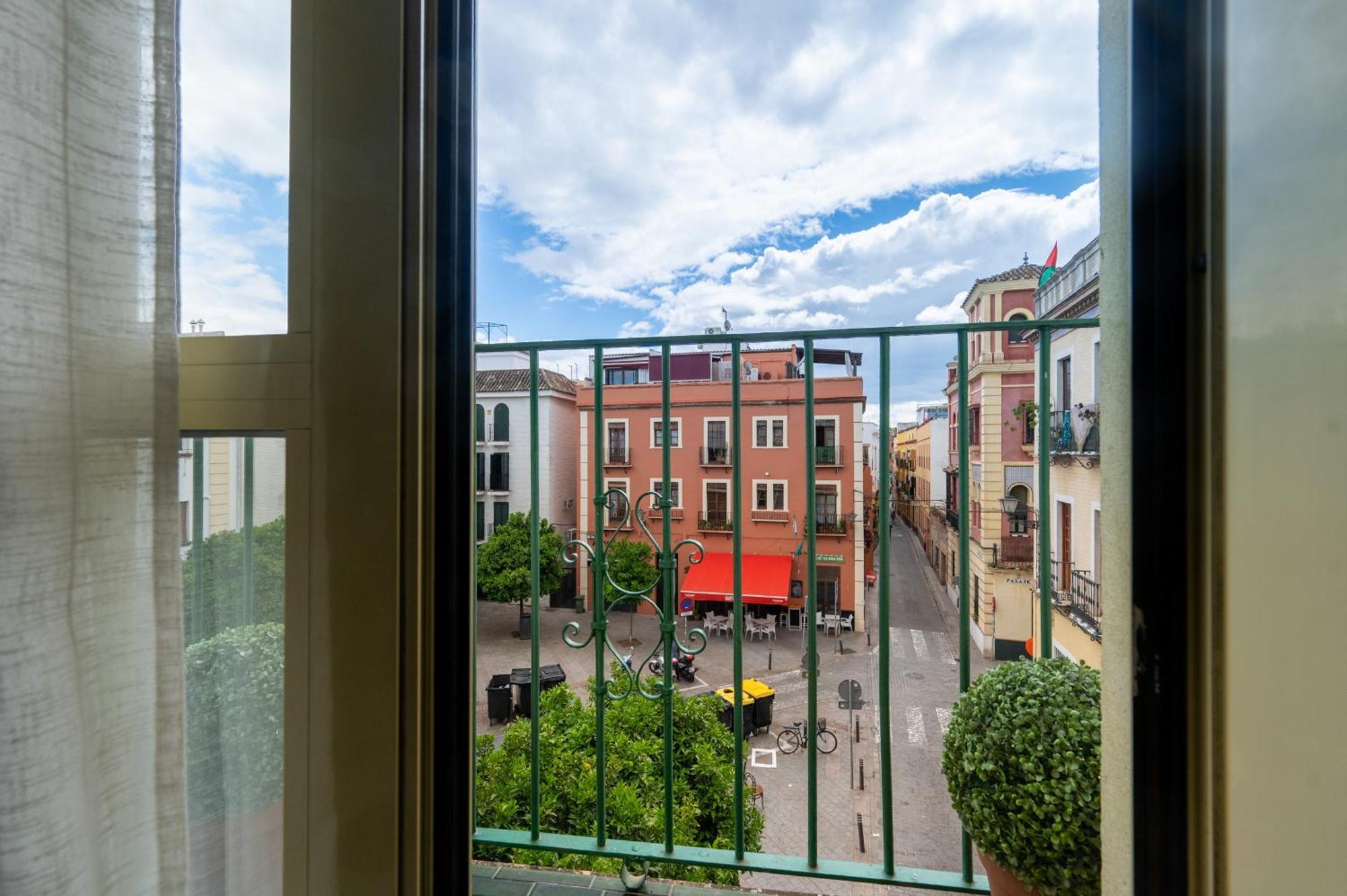 San Julian Apartment เซบีญา ภายนอก รูปภาพ
