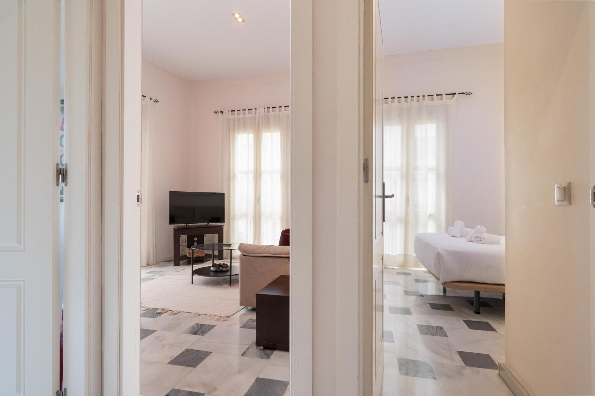 San Julian Apartment เซบีญา ภายนอก รูปภาพ