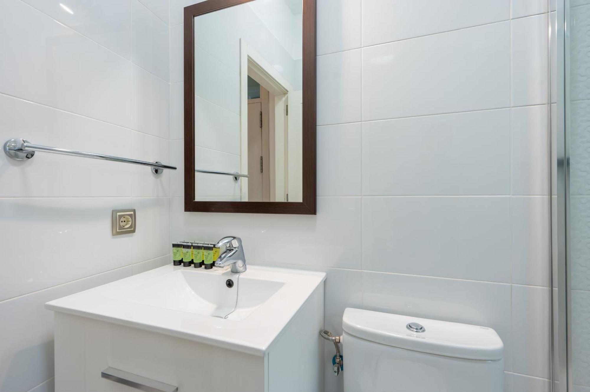 San Julian Apartment เซบีญา ภายนอก รูปภาพ